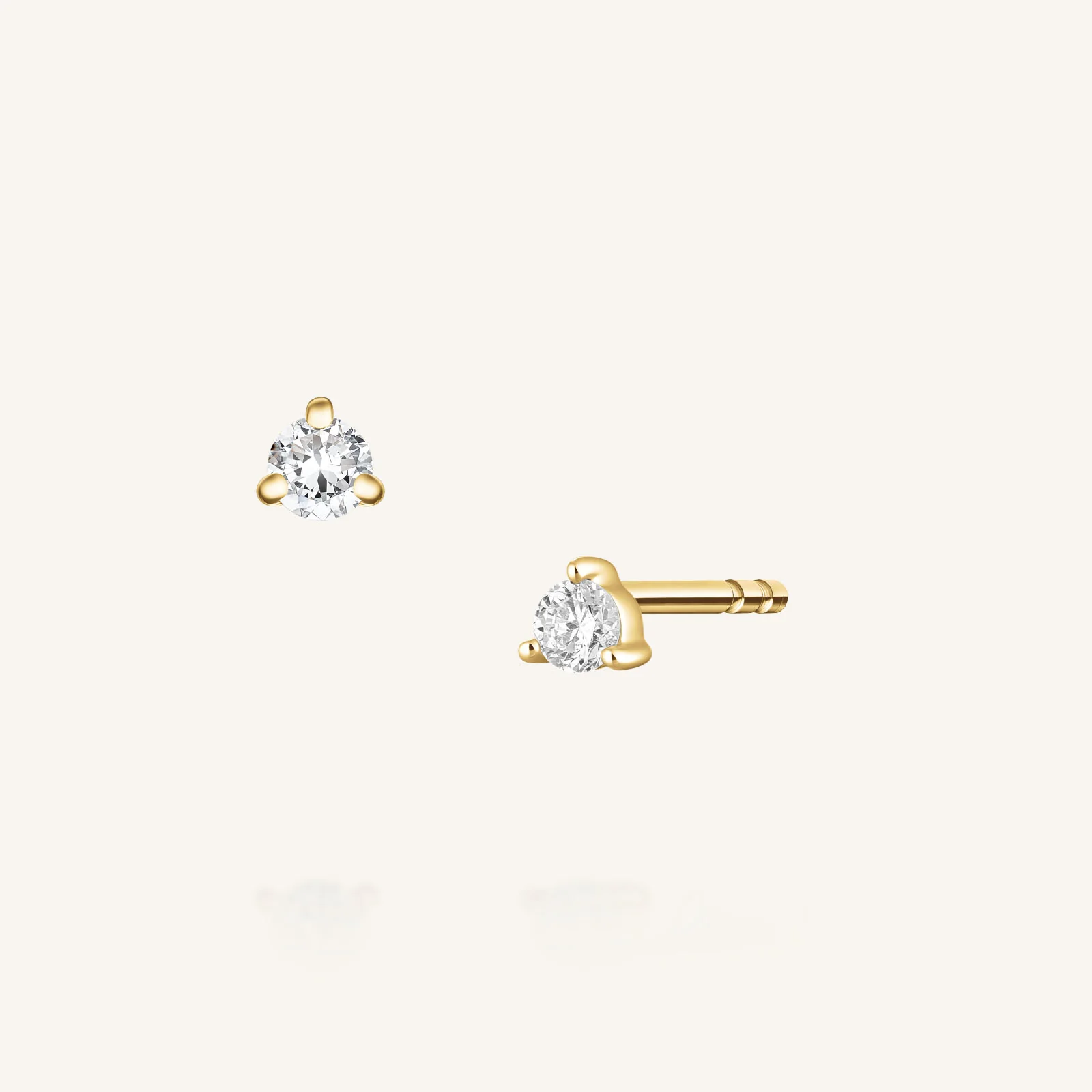 Eterna Solitaire Studs