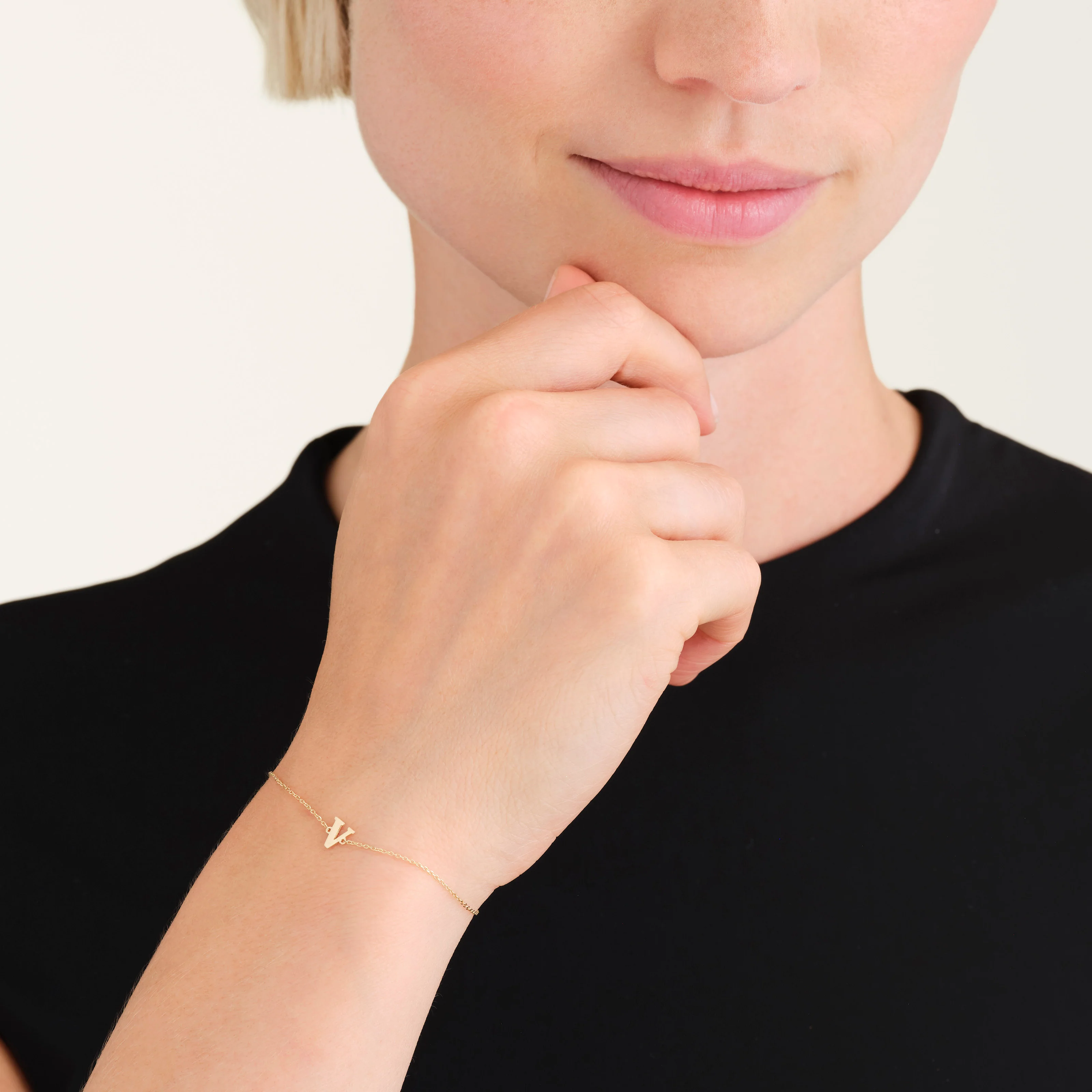 Initial Bracelet V - Image 2