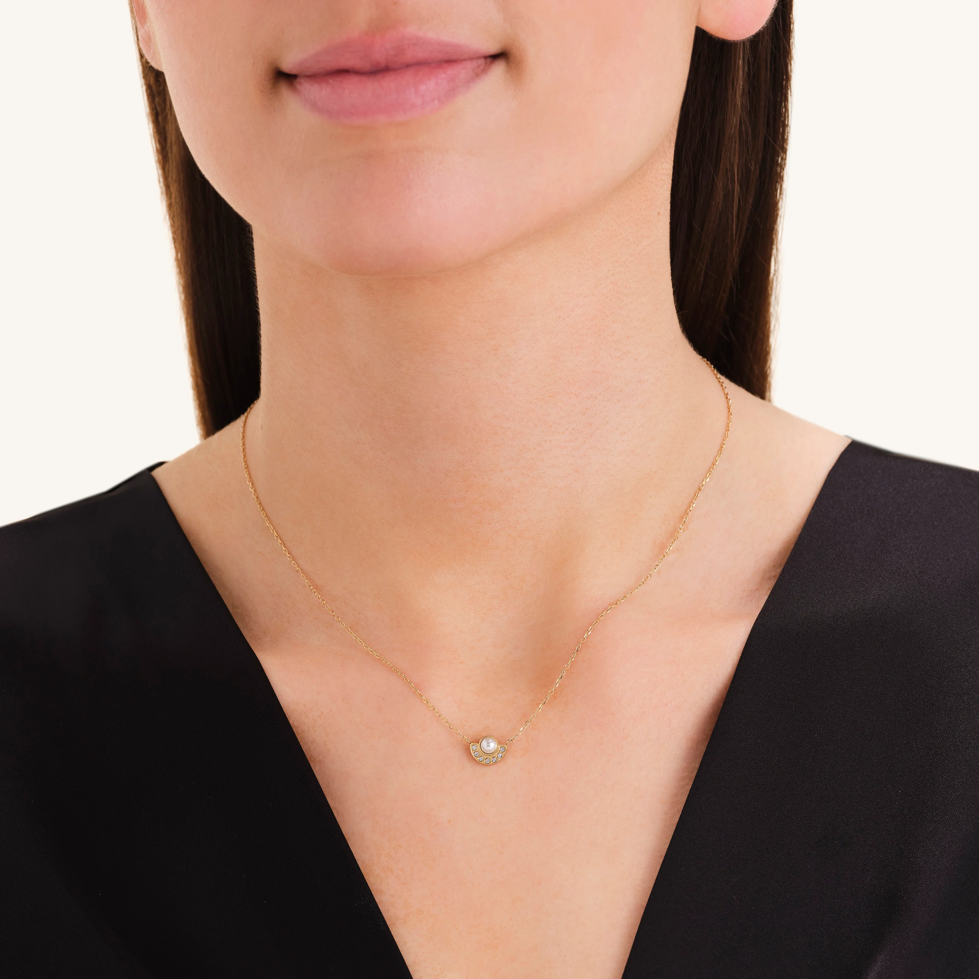 Pearl Halo Necklace - Image 2