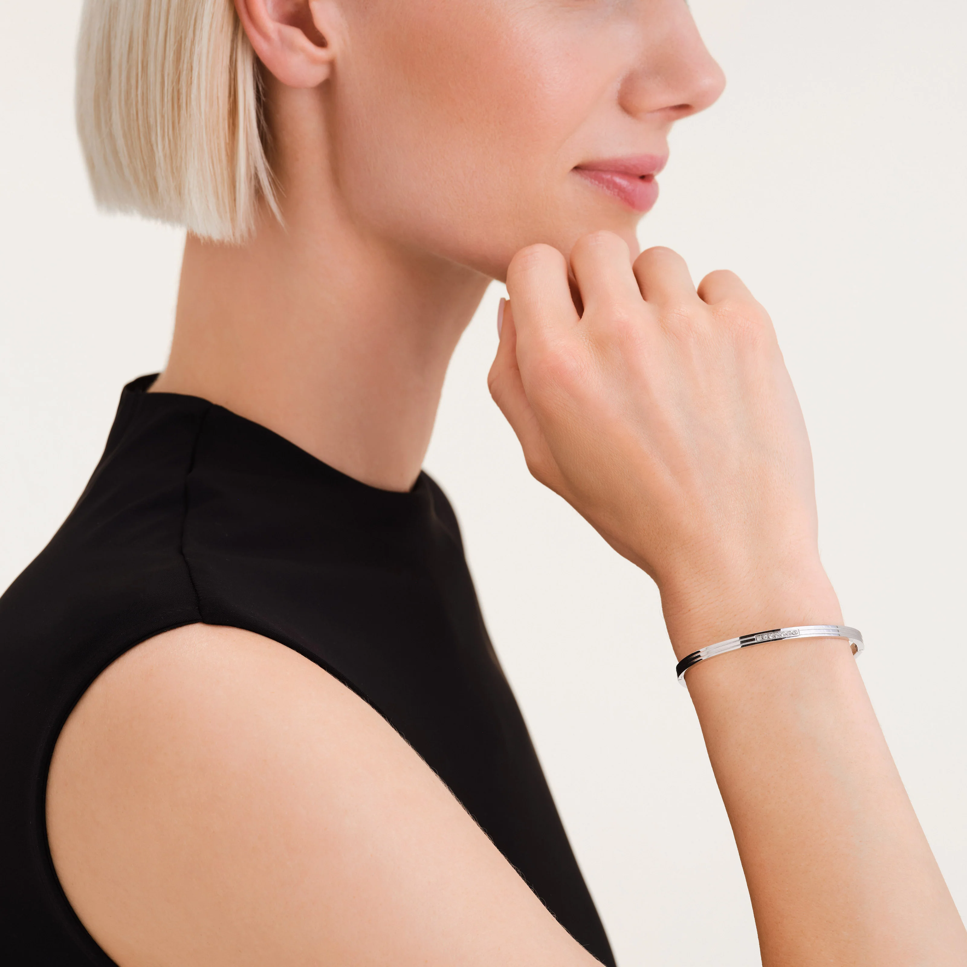 Striped Crystals Bangle - Image 6